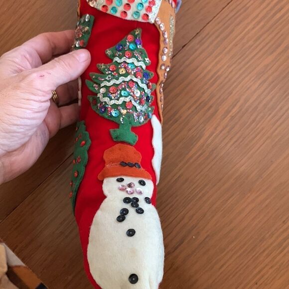 Vtg 60s large red felt hand decorated Christmas stocking - Picture 5 of 14